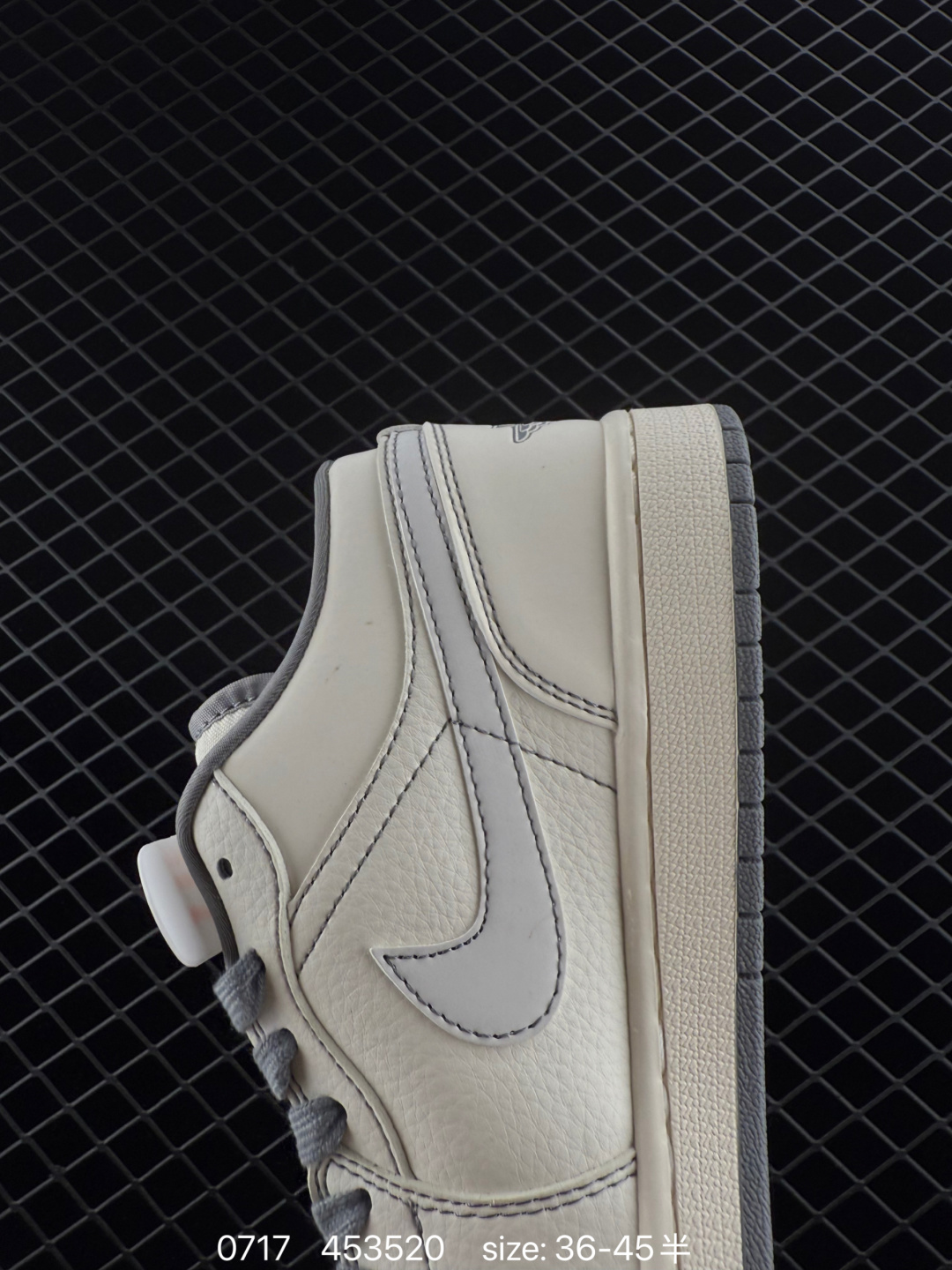 Travis Scott x Air Jordan 1 ” Reverse Mocha “